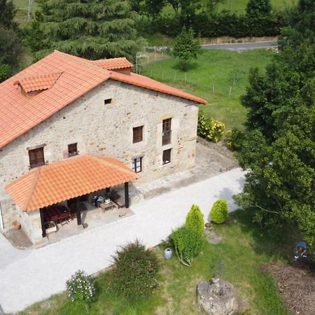 Espectacular Casa Rural En Castaneda Socobio Luaran gambar