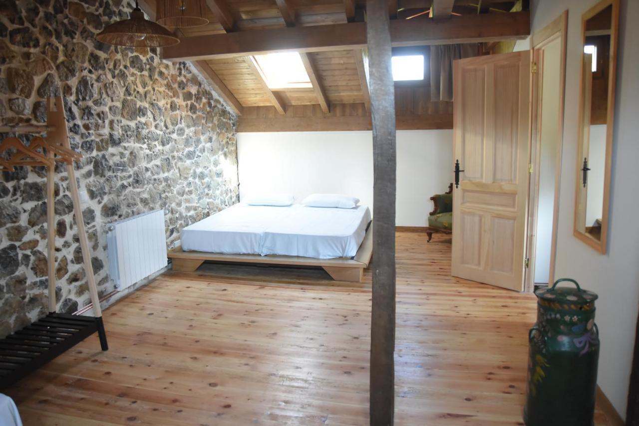 Espectacular Casa Rural En Castaneda Socobio Luaran gambar